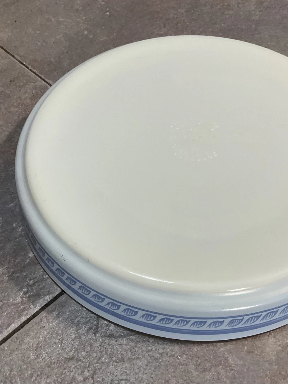 Pyrex White Baking Dish with Light Blue Leaf Border